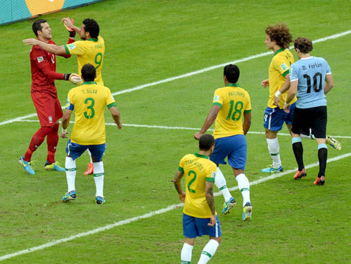 Brasil sufre ante Uruguay para avanzar a la final