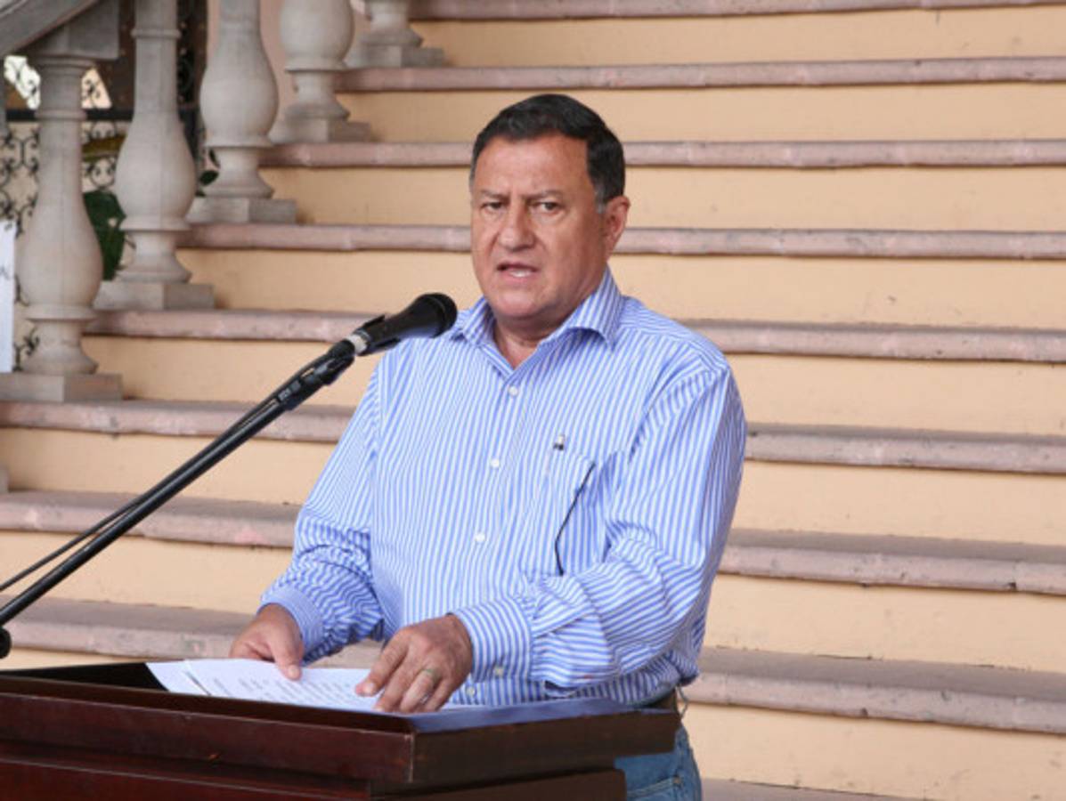 'Pepe' Lobo no extenderá mandato ni un día