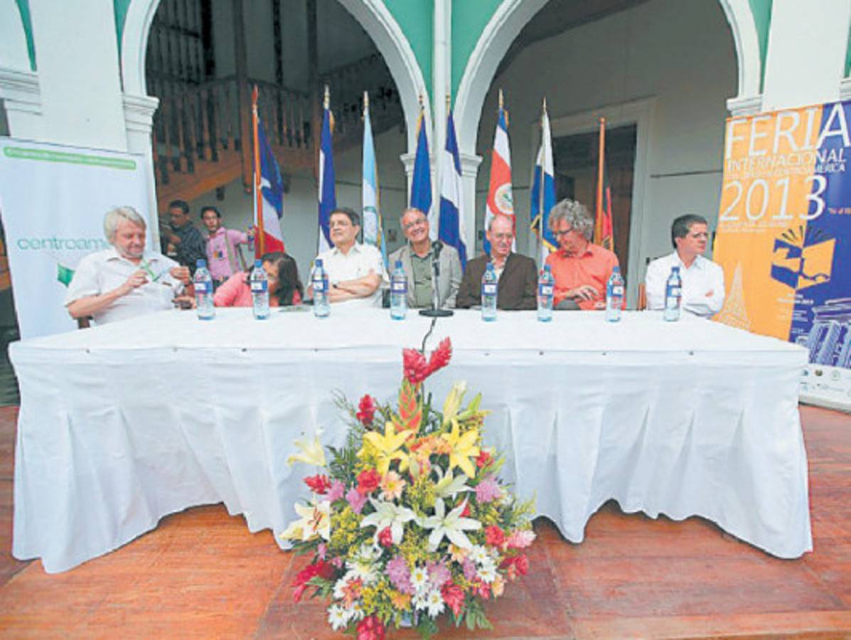 Centroamérica cuenta 2013