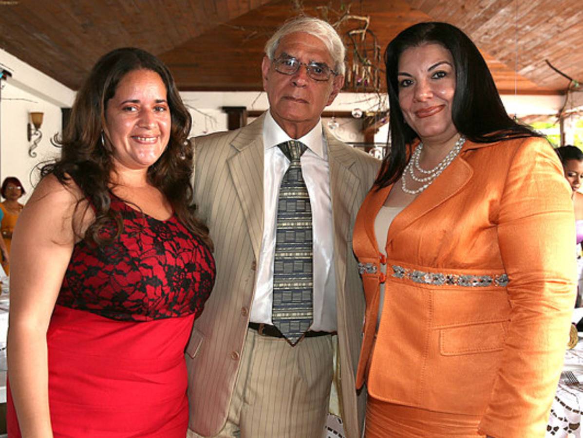 Tania y Fernando unen sus vidas ante Dios