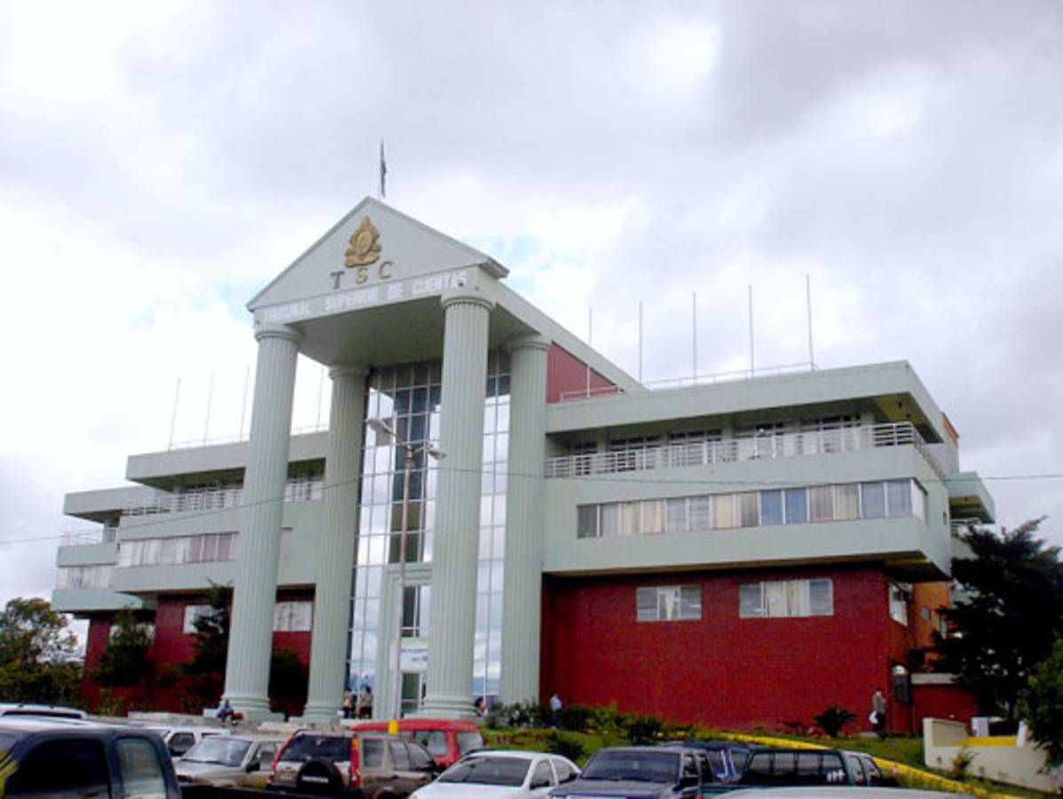 Al menos 7 mil maestros recibirán pliegos de responsabilidad en enero