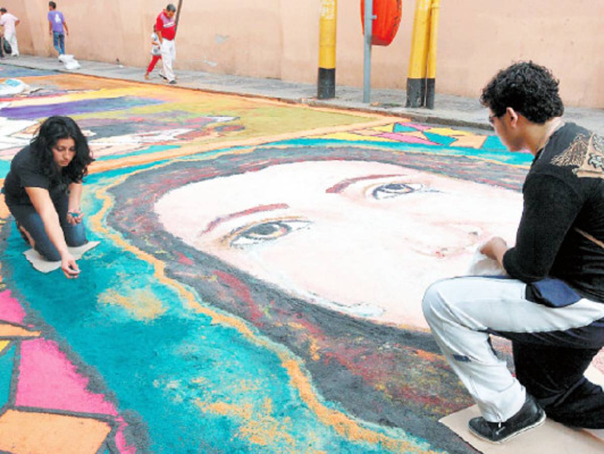 Honduras: A contrarreloj se trabajará en elaboración de alfombras