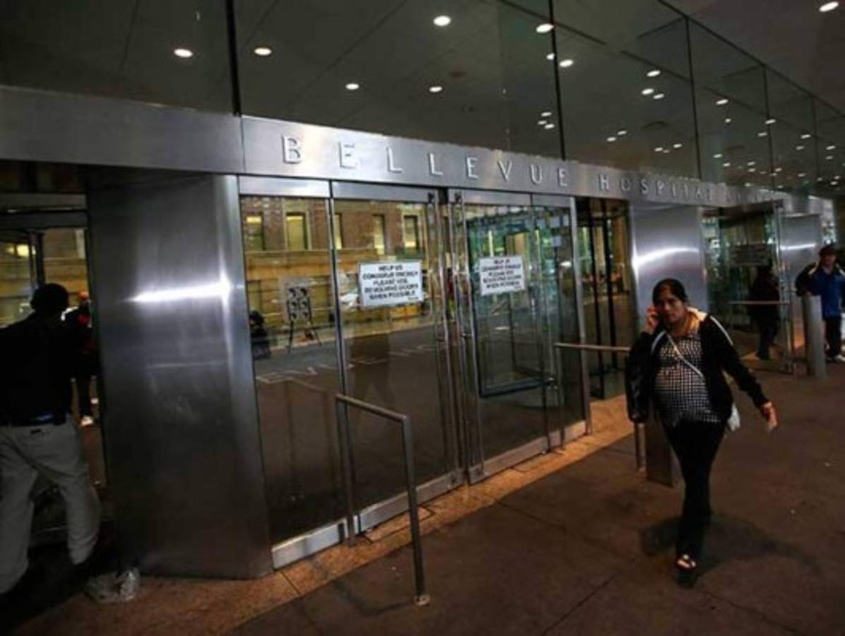 Primer caso de ébola en Nueva York, la epidemia amenaza con propagarse