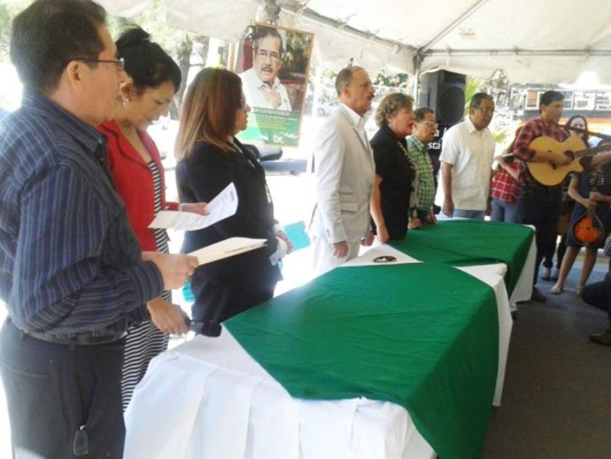 Recuerdan a Alfredo Landaverde en tercer aniversario de su muerte