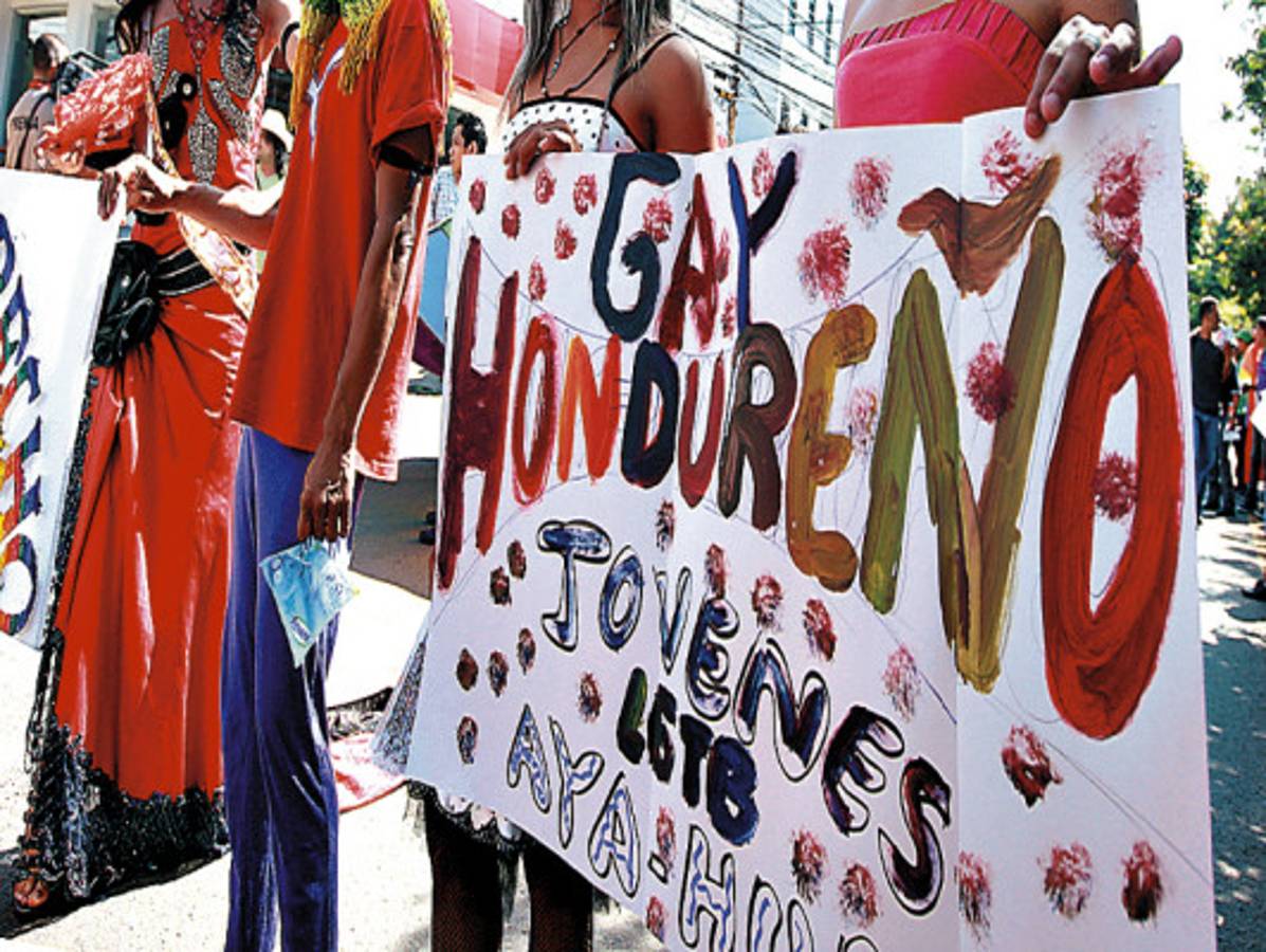 Comunidad LGBT tiene su propia iglesia