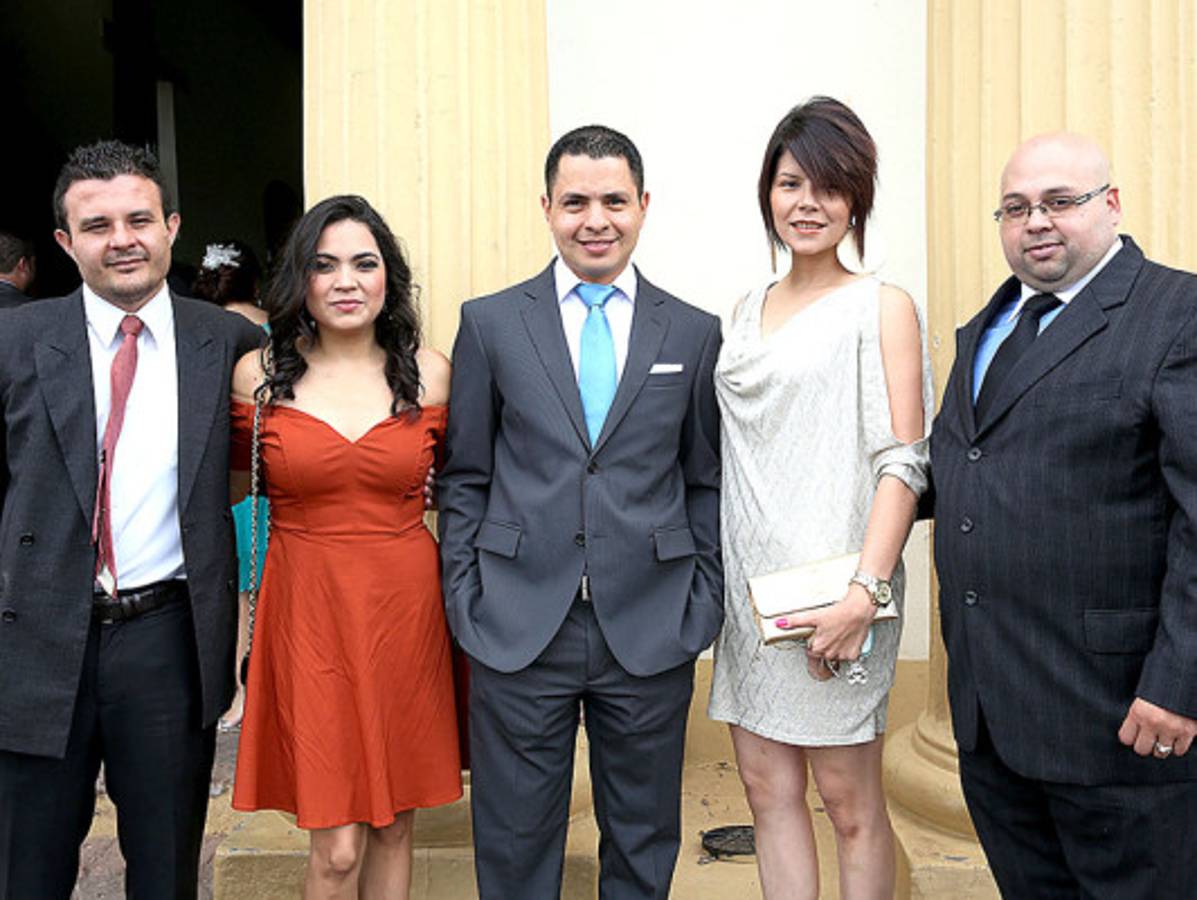 Tania y Fernando unen sus vidas ante Dios