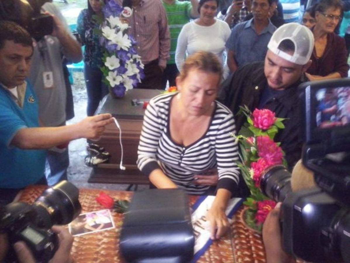 Último adiós a Miss Honduras Mundo y a su hermana