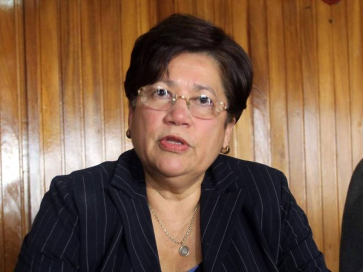 Suspenderán pagos de contratos millonarios