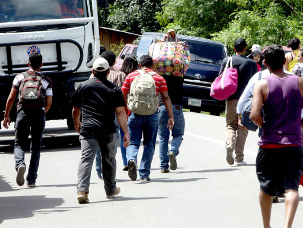 Tres muertos en aparatoso accidente al nororiente de capital de Honduras