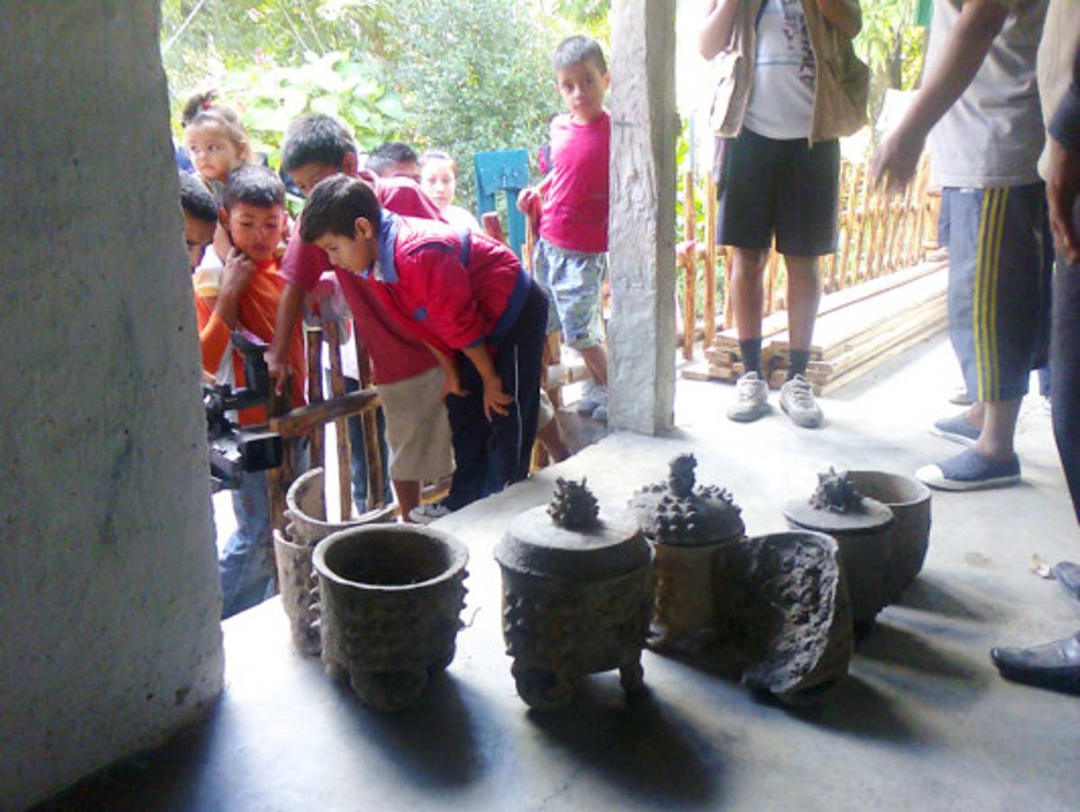 Impresionante hallazgo de vasijas lencas en Comayagua