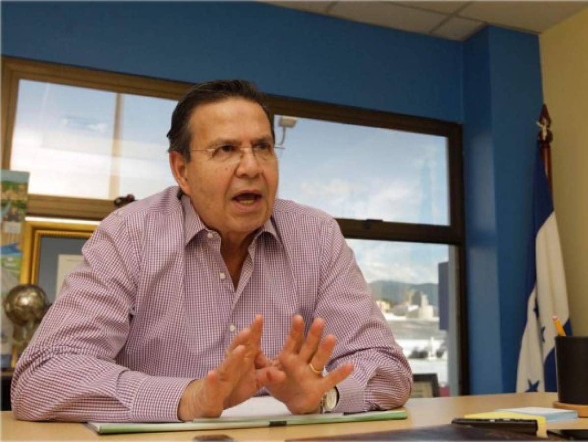 Expresidente Callejas solicita reelección a CSJ de Honduras