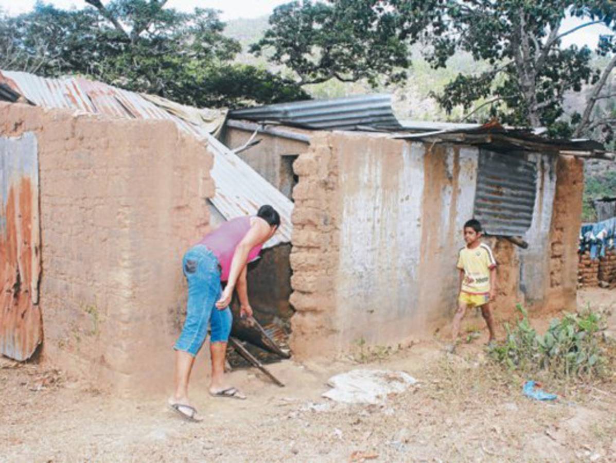 El 74 % de los municipios de El Paraíso no tiene acceso a viviendas
