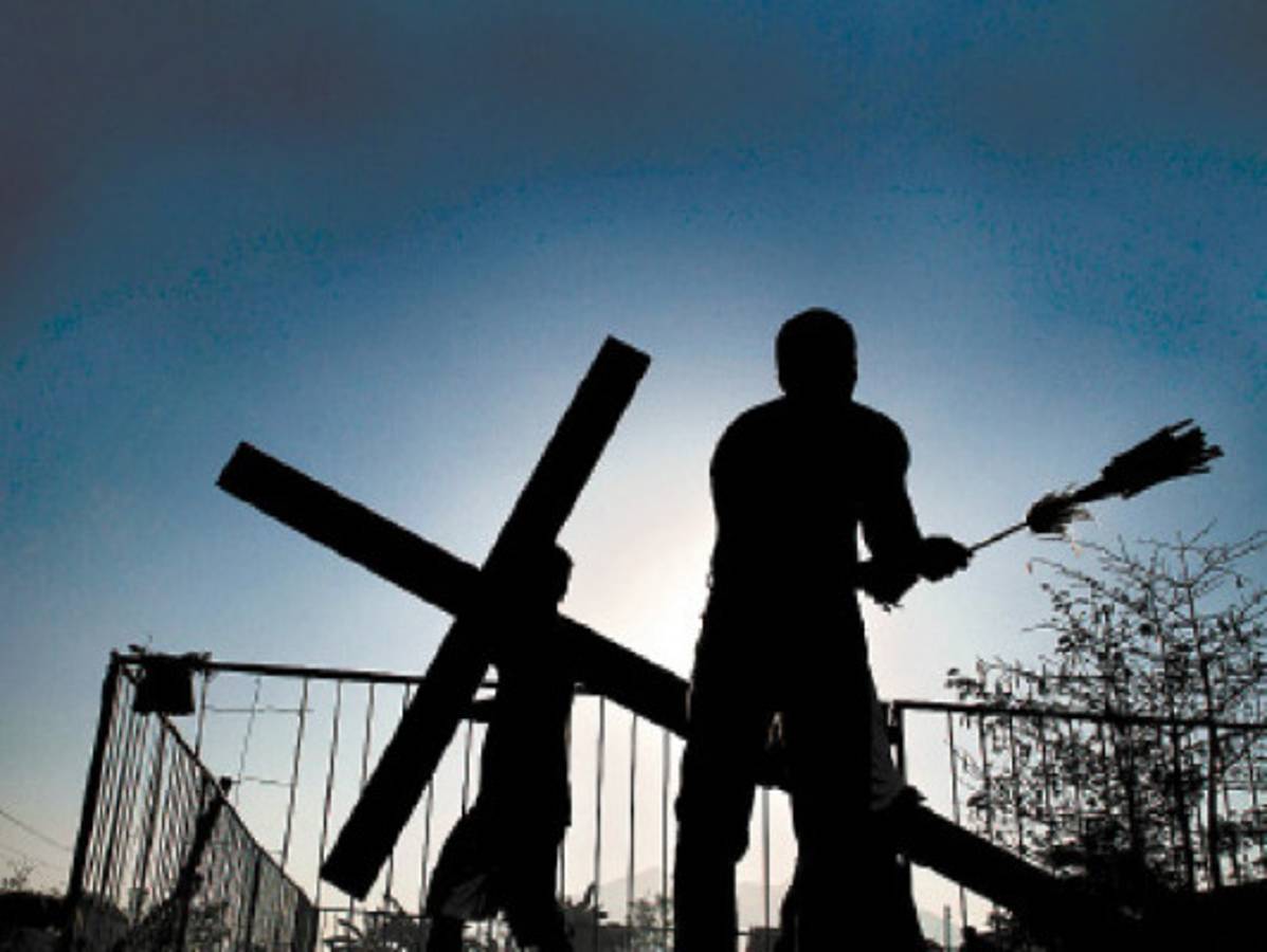 Tradiciones en torno a la pasión, muerte y resurrección de Jesús