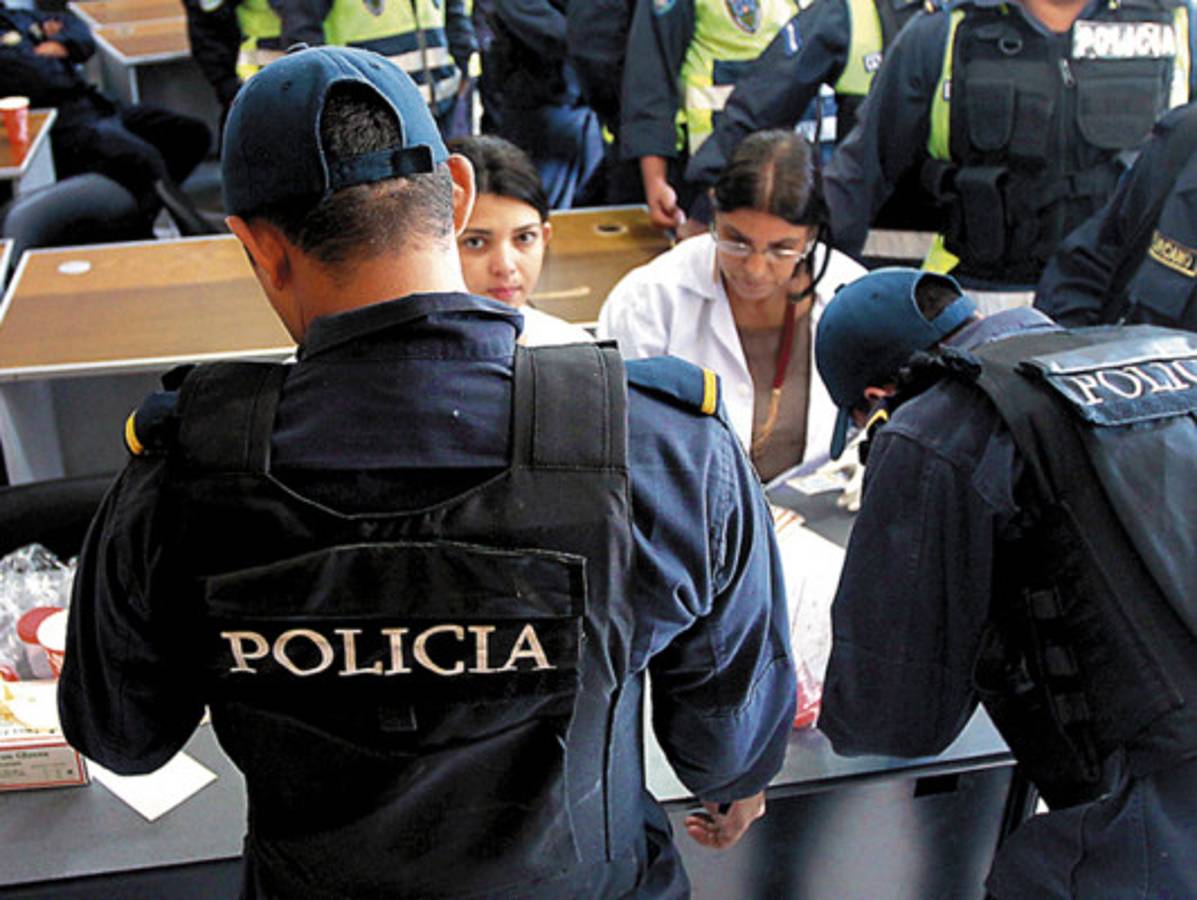 Unos 534 policías han dado positivo por drogas