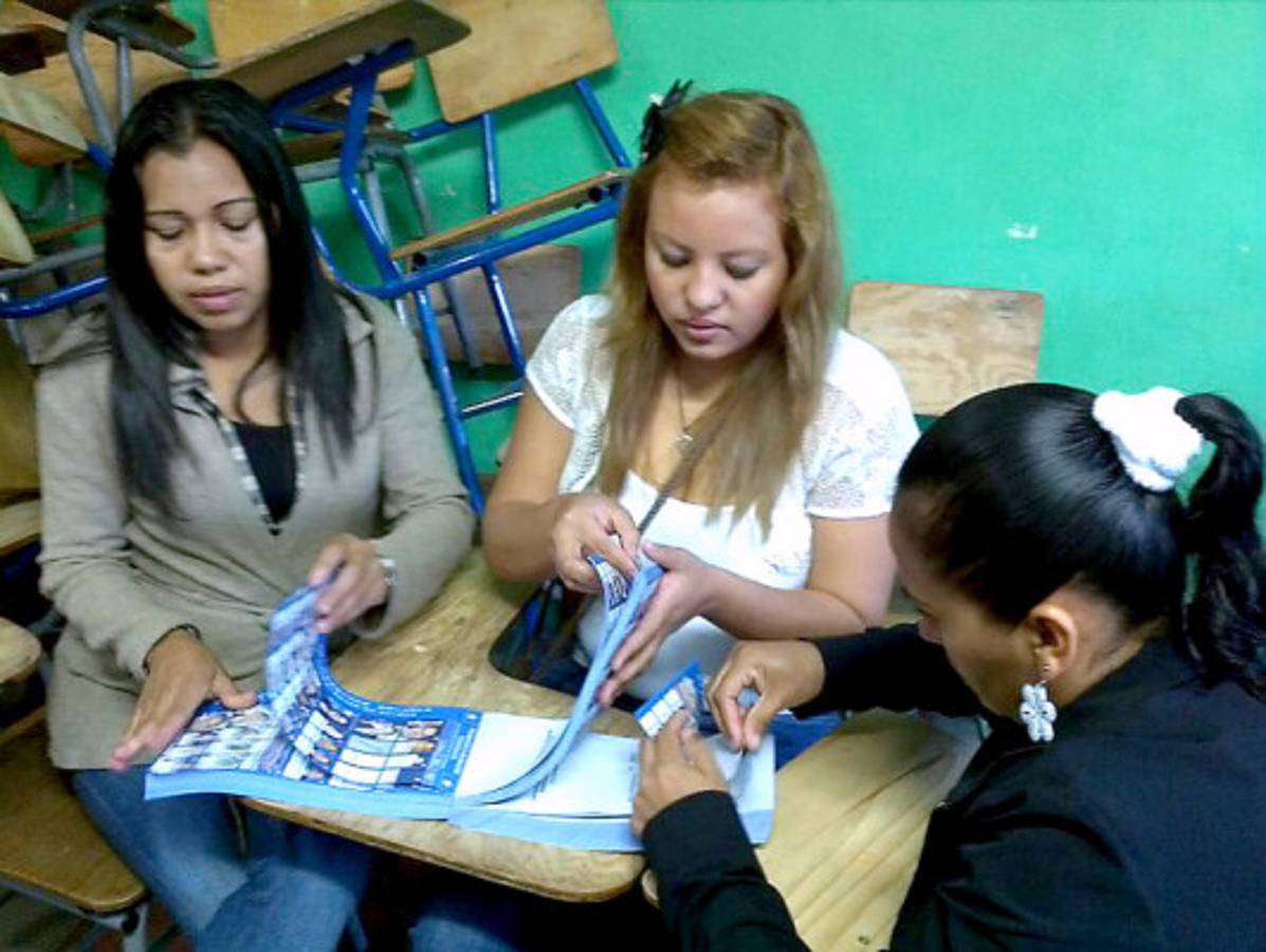 TSE inaugura las elecciones primarias Honduras 2012