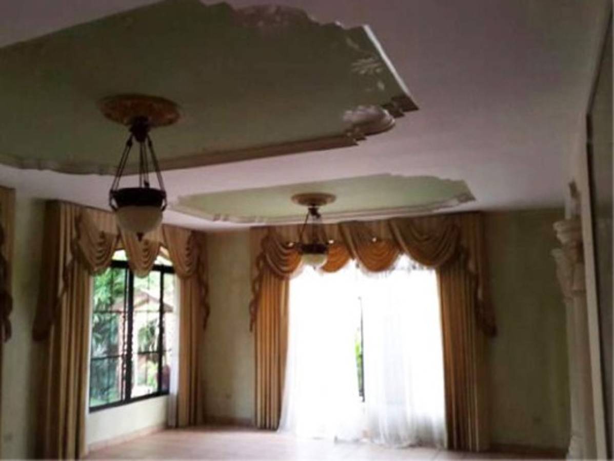 Lujosas casas y cuentas bancarias aseguran en San Pedro Sula