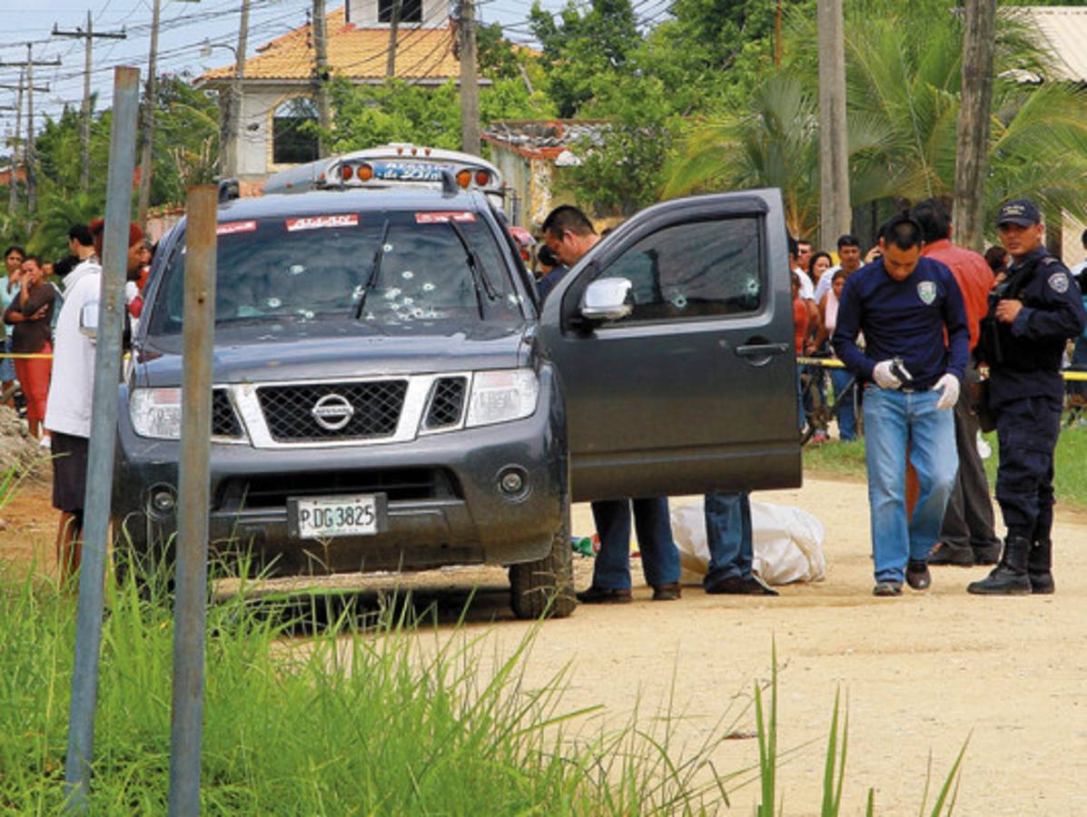 Acribillan a hija de exfutbolista hondureño Dolmo Flores