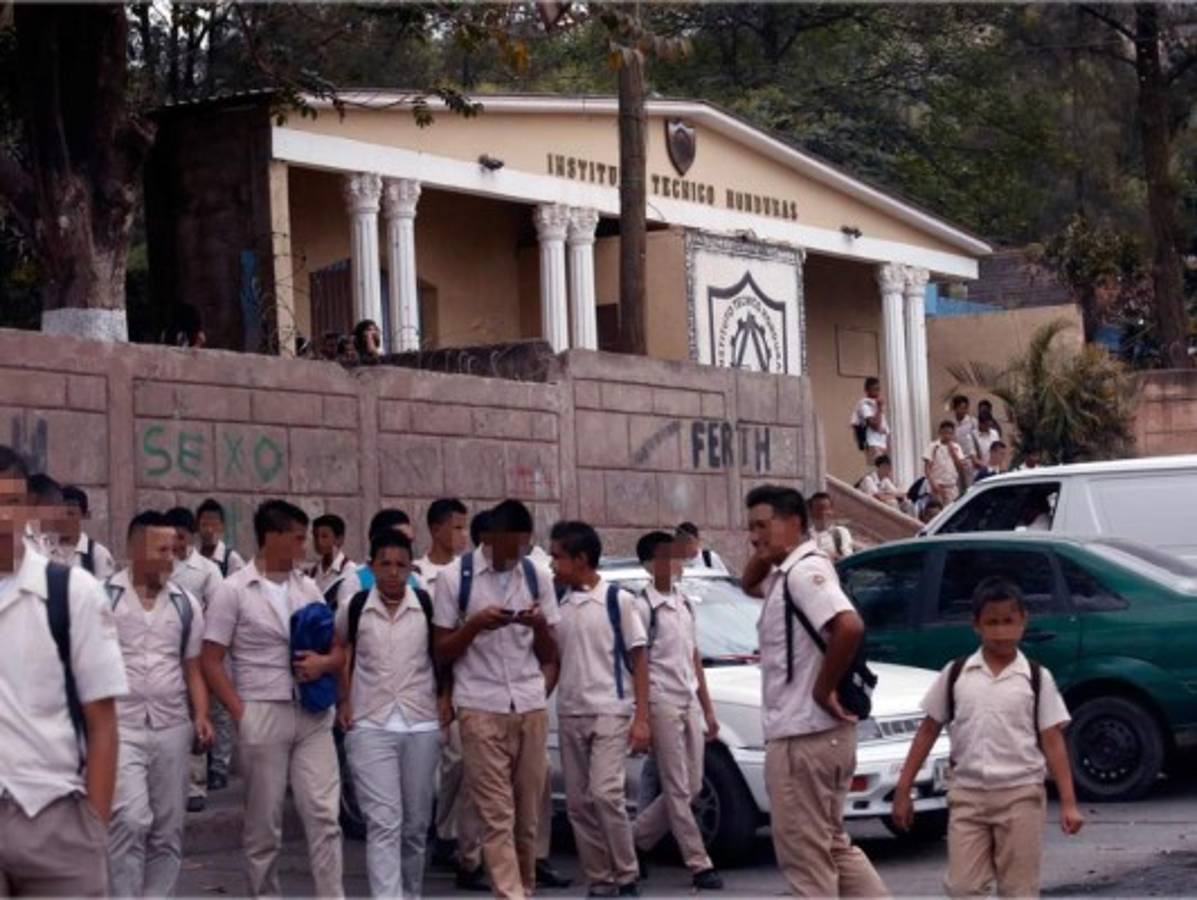 Calendario escolar se extenderá un día por cada protesta