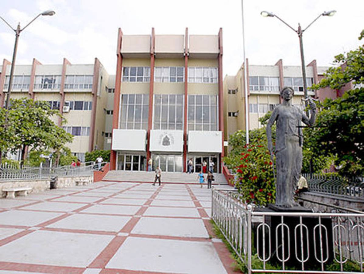 Destituyen a jueza que liberó a supuesto narco