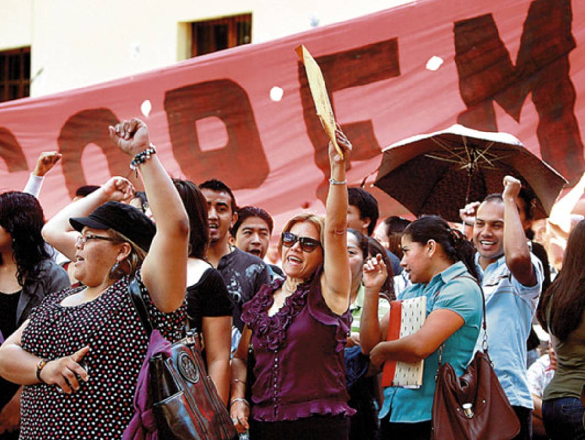 Dirigentes y diputados integran 'mafia legal”