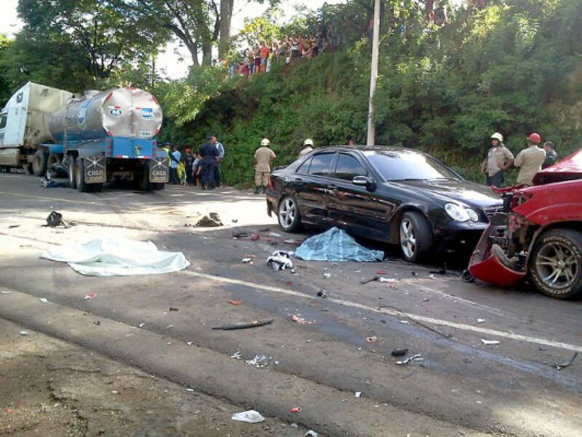 Tres muertos en aparatoso accidente al nororiente de capital de Honduras