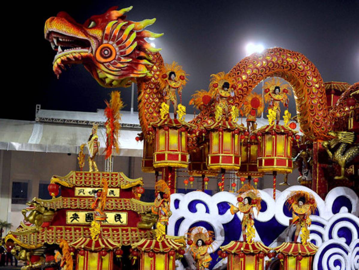 Arranca la mayor fiesta callejera del carnaval de Rio