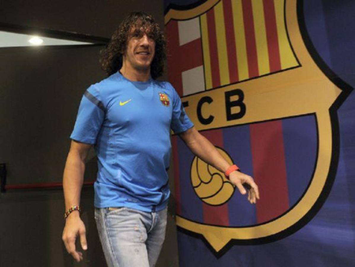 El capitán del Barcelona Puyol piensa en la retirada