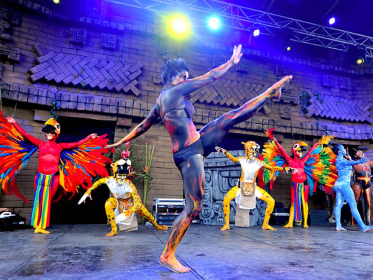 Celebraciones de fin de era maya inician en Honduras, Guatemala y México