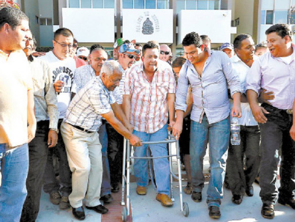 Dictan arresto domiciliario a diputado Fredy Nájera