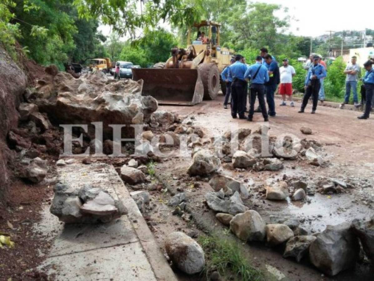 Estables se encuentran las dos sobrevivientes del derrumbe en colonia Los Llanos