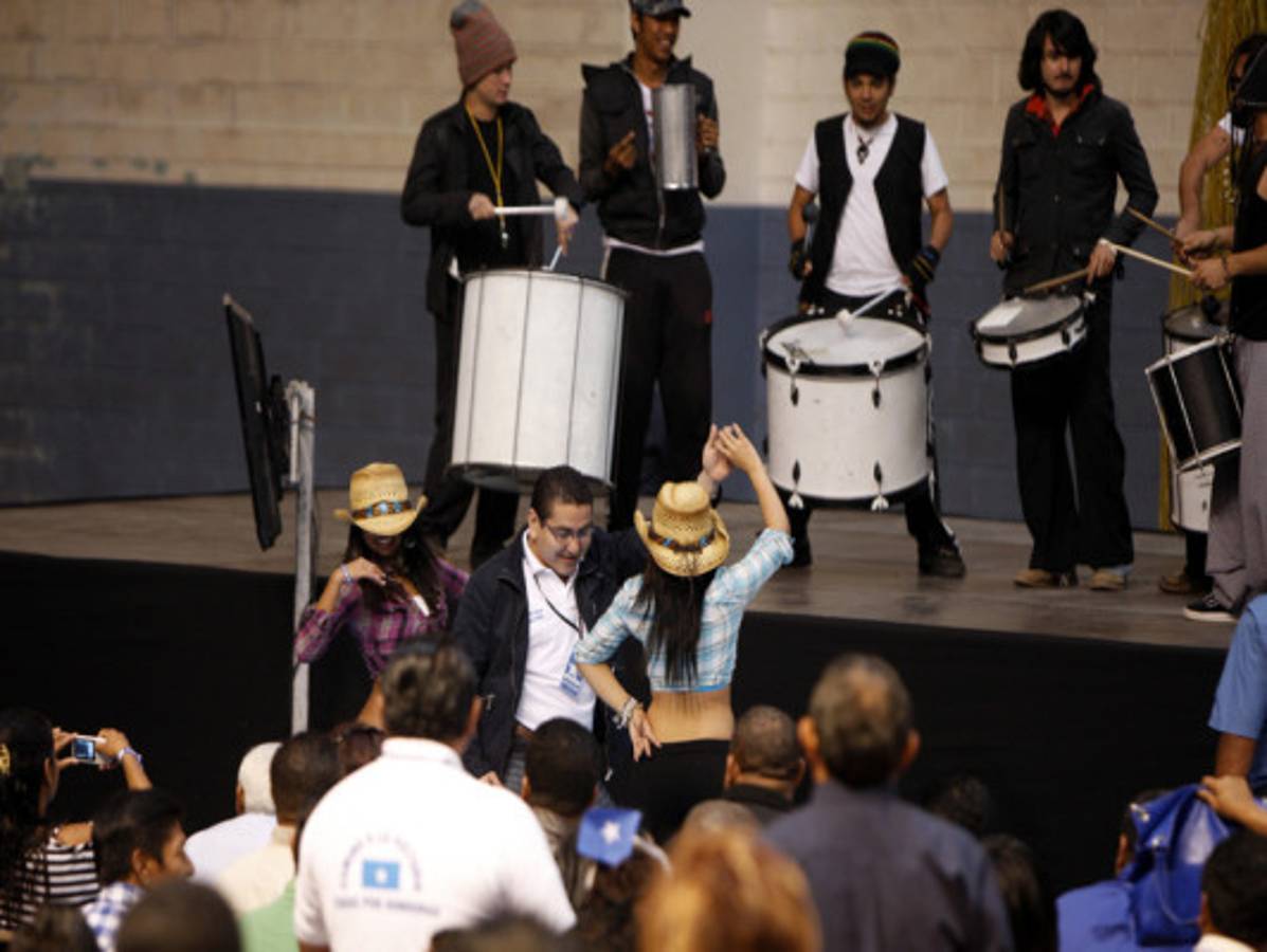 JOH asume en nacionalismo y promete que liberales no volverán al poder