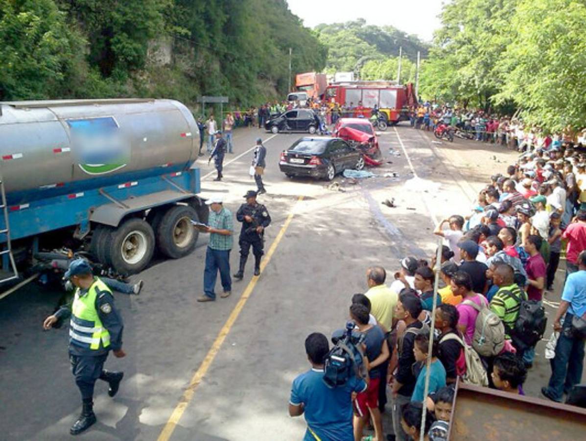 Tres muertos en aparatoso accidente al nororiente de capital de Honduras