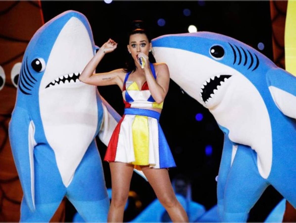 A Katy Perry se la llevó el tiburón
