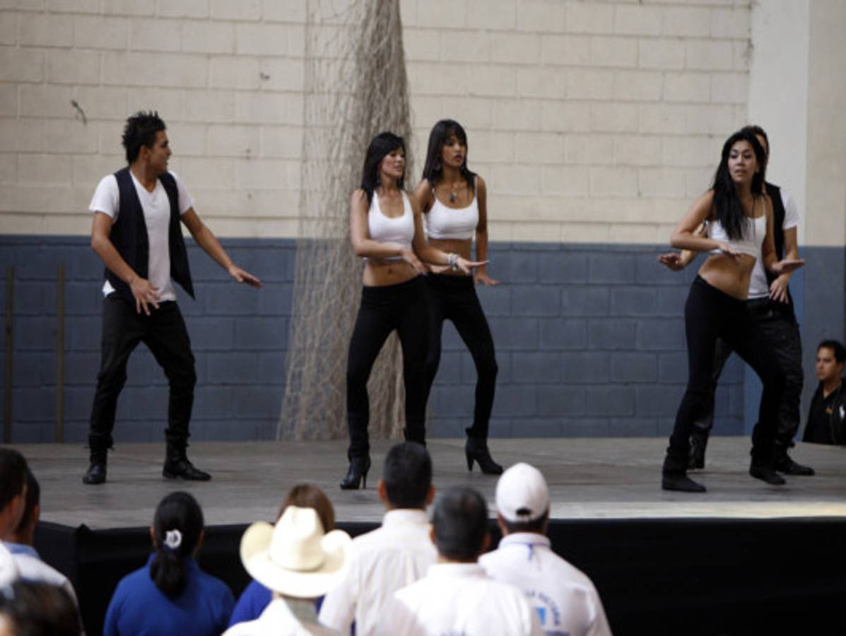 JOH asume en nacionalismo y promete que liberales no volverán al poder