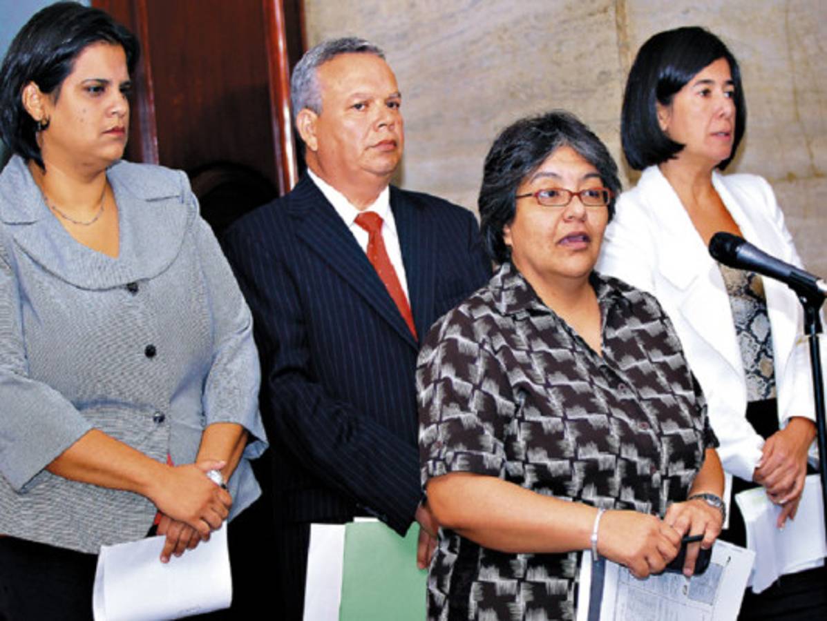 Dentro de diez días aplicarán pruebas de confianza en el MP