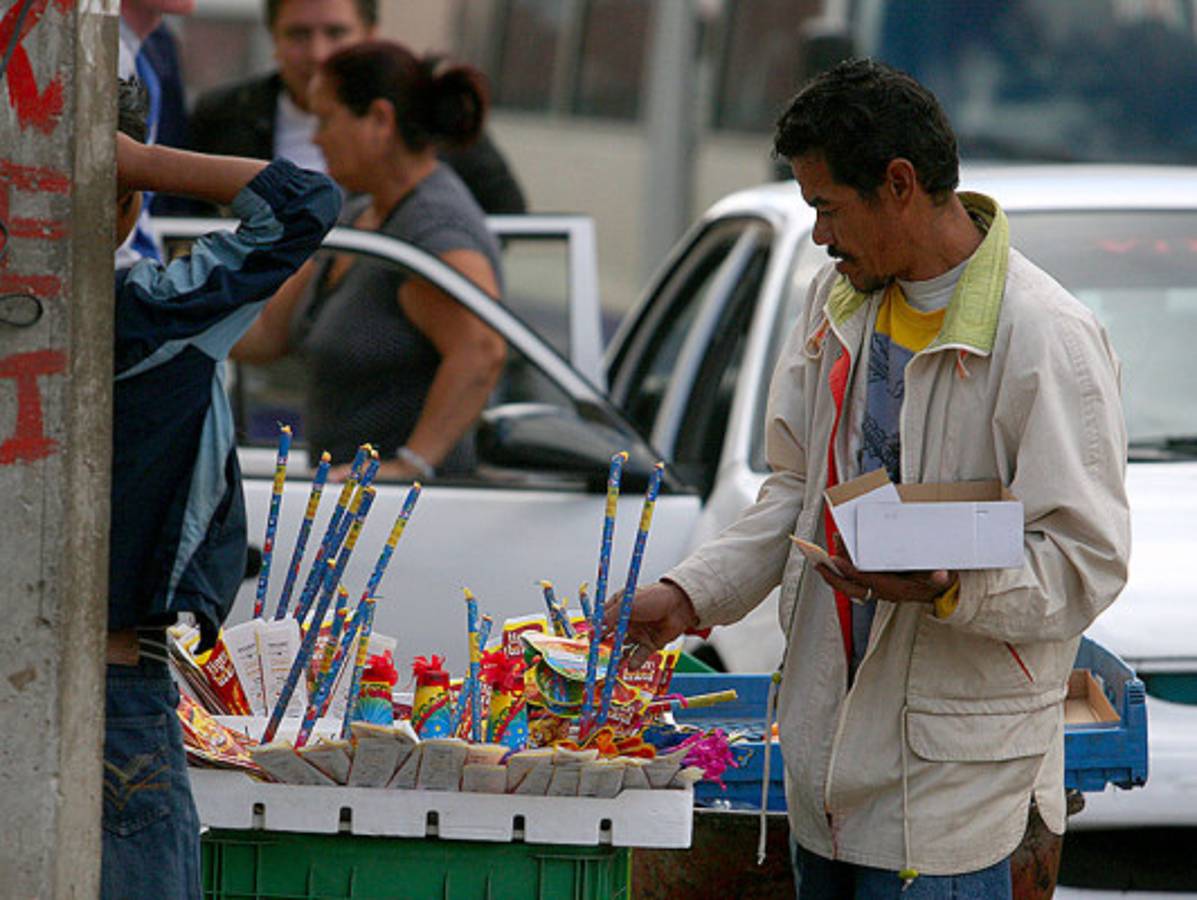 Imparable venta de pólvora a pocos días de las fiestas navideñas