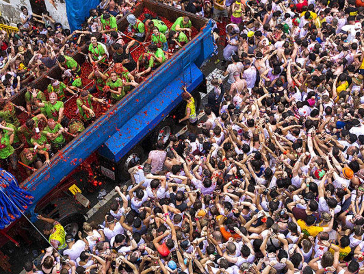 La tradicional batalla de tomates pasa a ser pagada