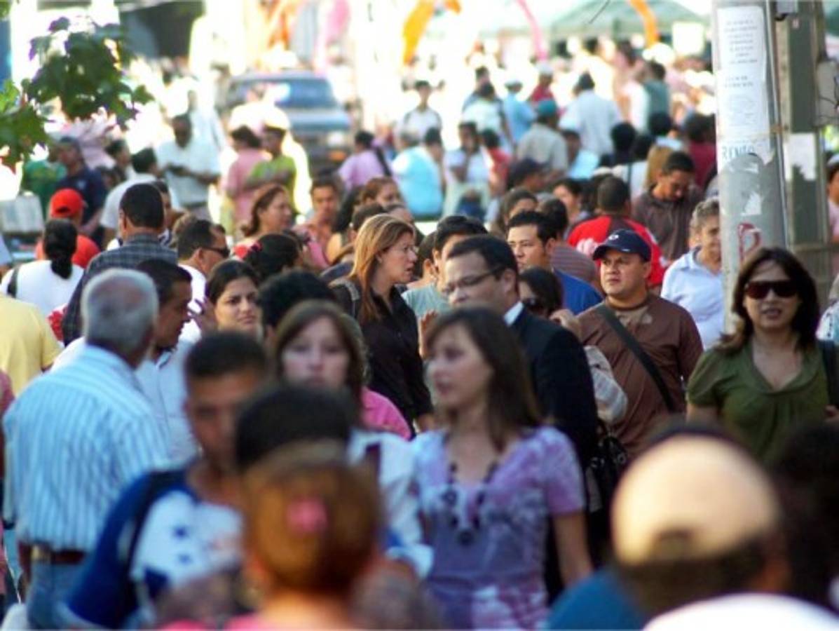 Uno de cada tres hondureños no se identifica con ningún partido político