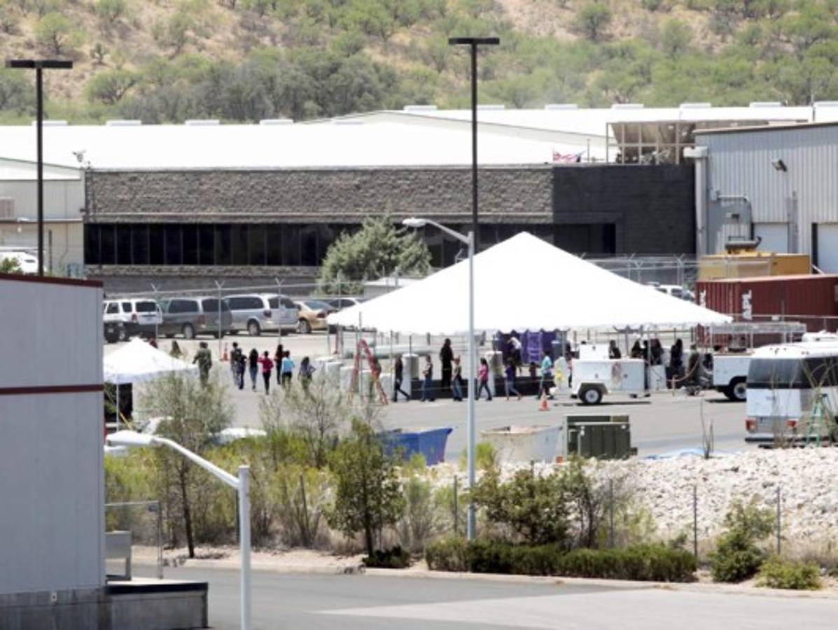 Albergues de niños continúan sobrepoblados