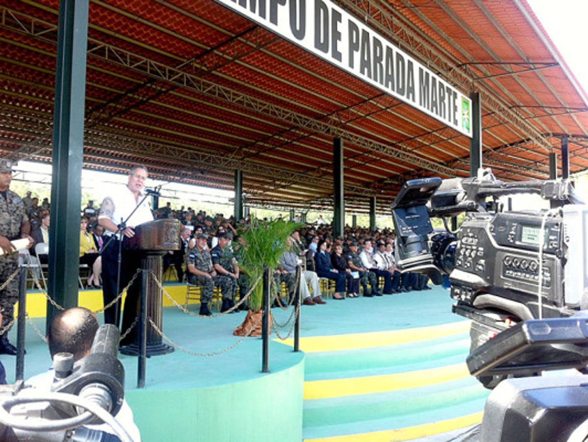 FF AA quedan bajo el mando del TSE