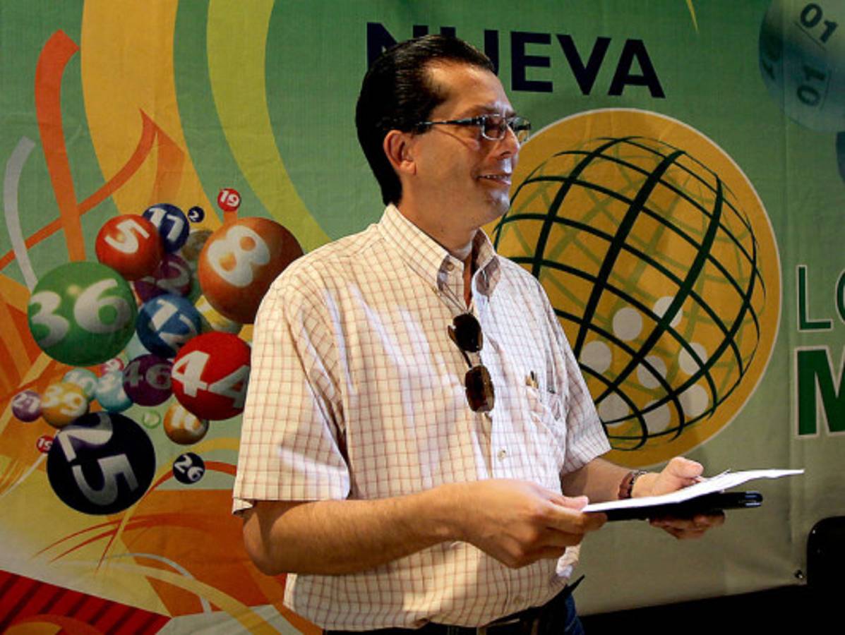 Junta directiva destituye a director del Pani