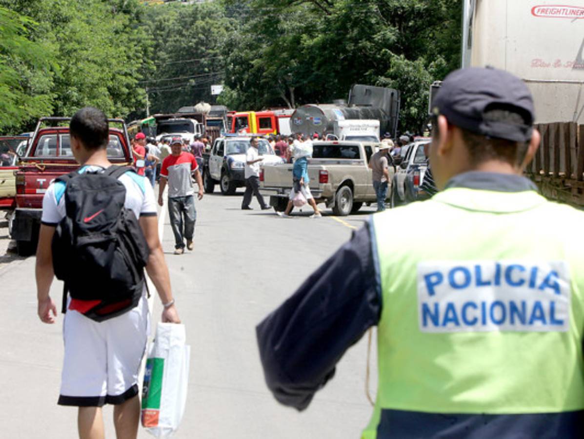 Tres muertos en aparatoso accidente al nororiente de capital de Honduras