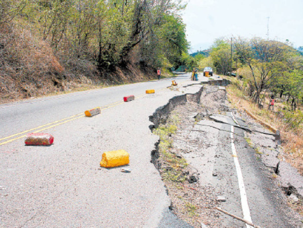 Carretera hacia San Marcos de Colón urge reparación
