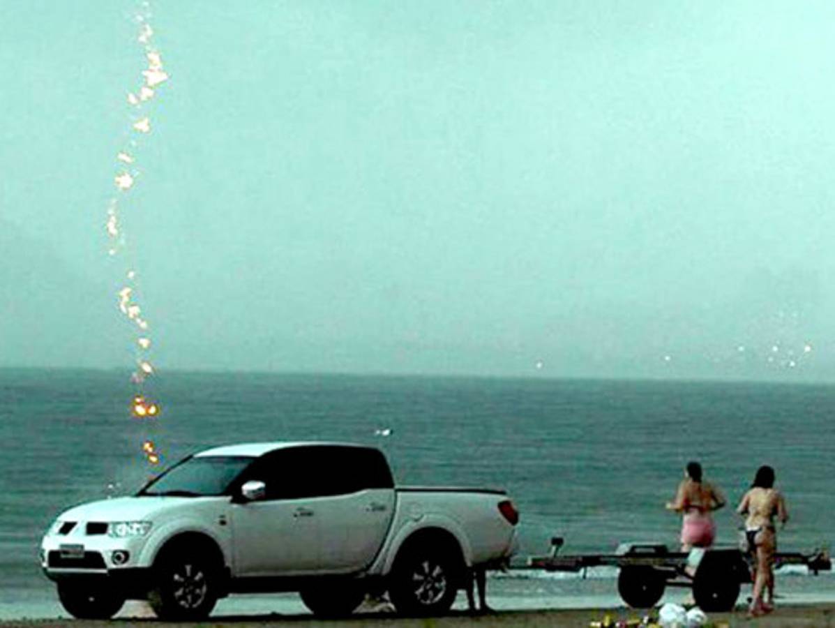 Fotógrafo captó el momento en que un rayo mata a una mujer