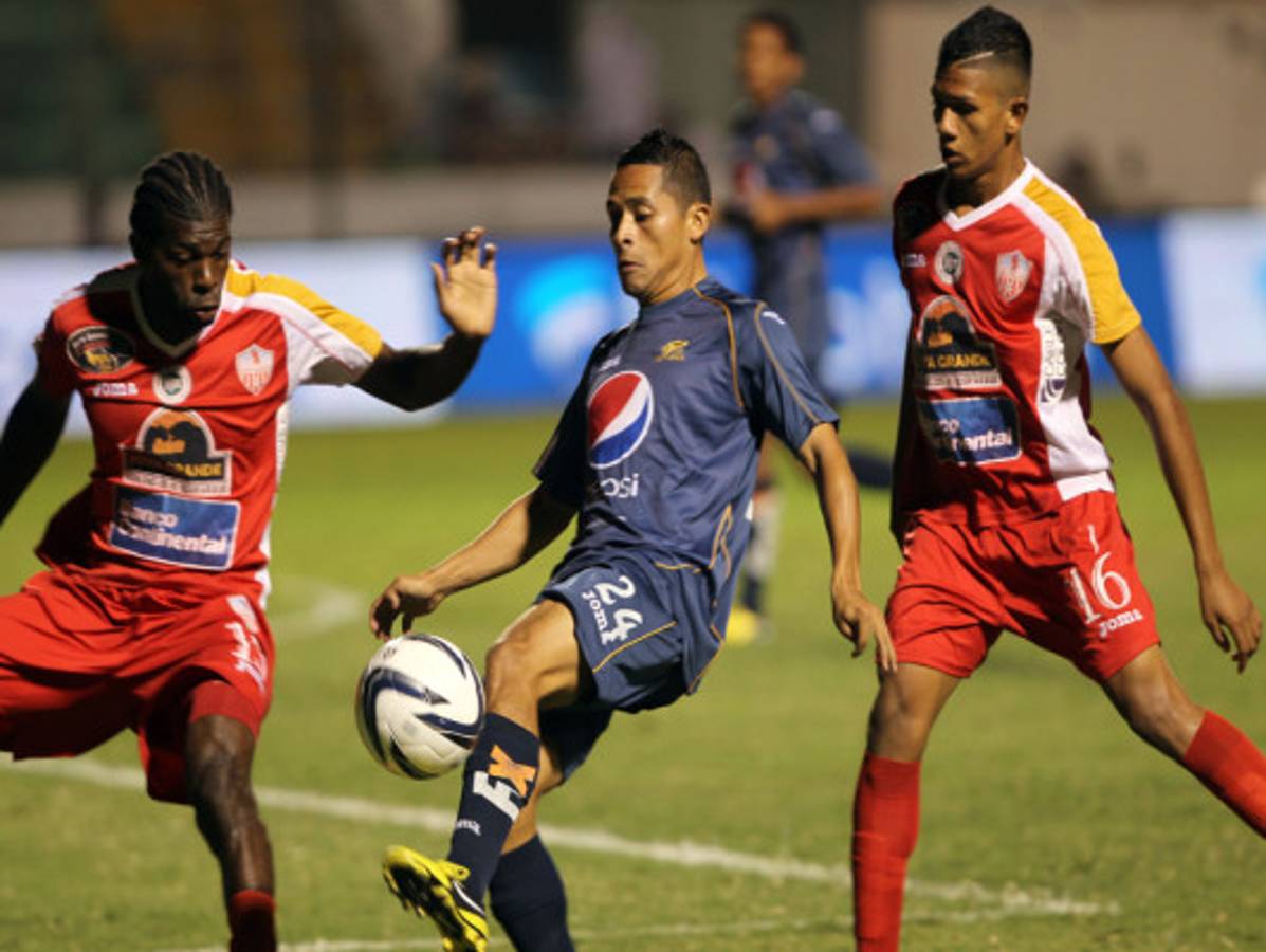 Jocimar salva a Motagua en partido con Choloma