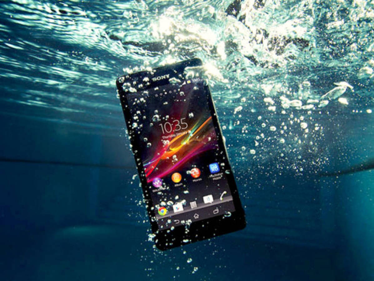 Sony presentó un nuevo smartphone resistente al agua