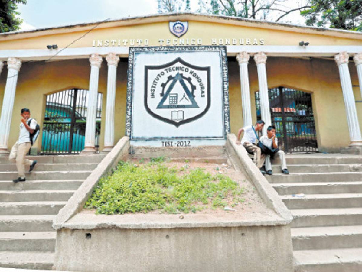 Maestro del Técnico Honduras perdió la vida por hepatitis