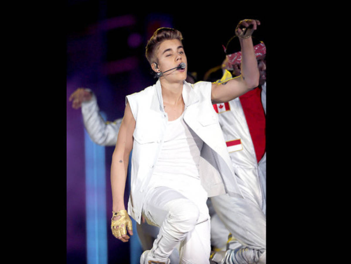 Justin Bieber no es culpable de golpear a paparazzo