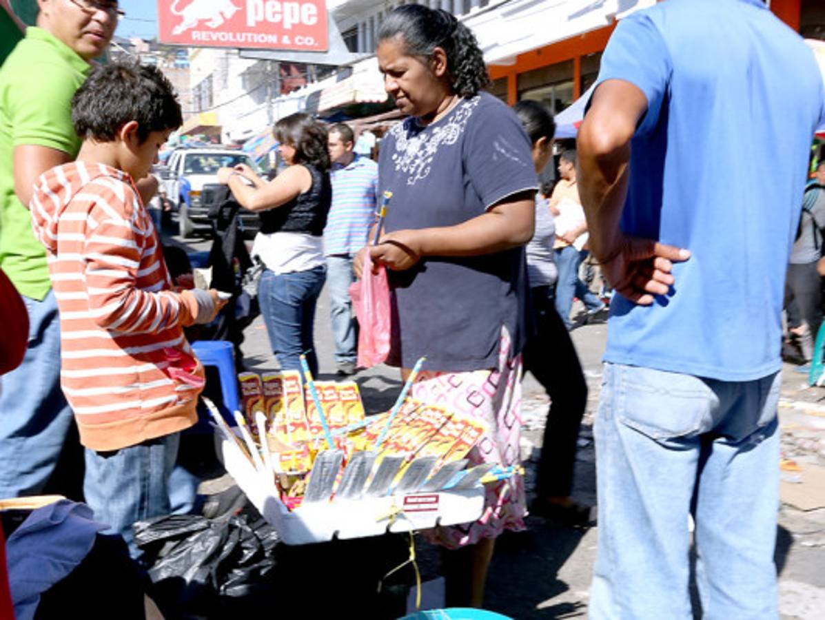 Persiste costumbre de quemar pólvora