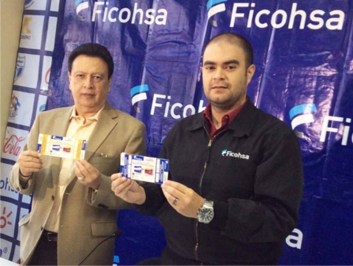 Definen precios para el debut de Pinto con Honduras